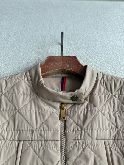 MC Craon Square-Quilted Short Padded Jacket in Peach Pink