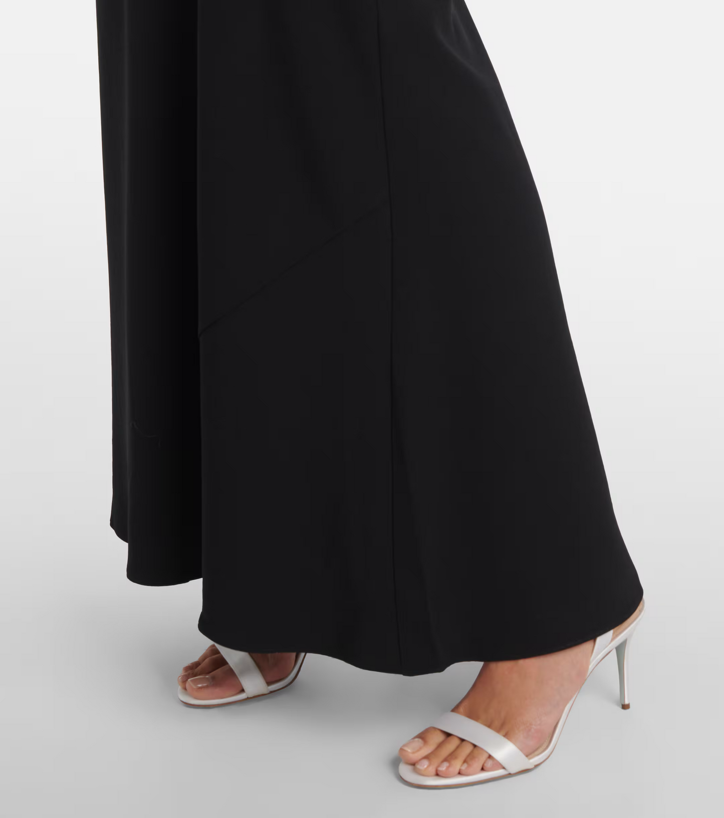 RM Gathered Contrast Shawl Crystal Trim Neckline Gown Maxi Dress in Black/white