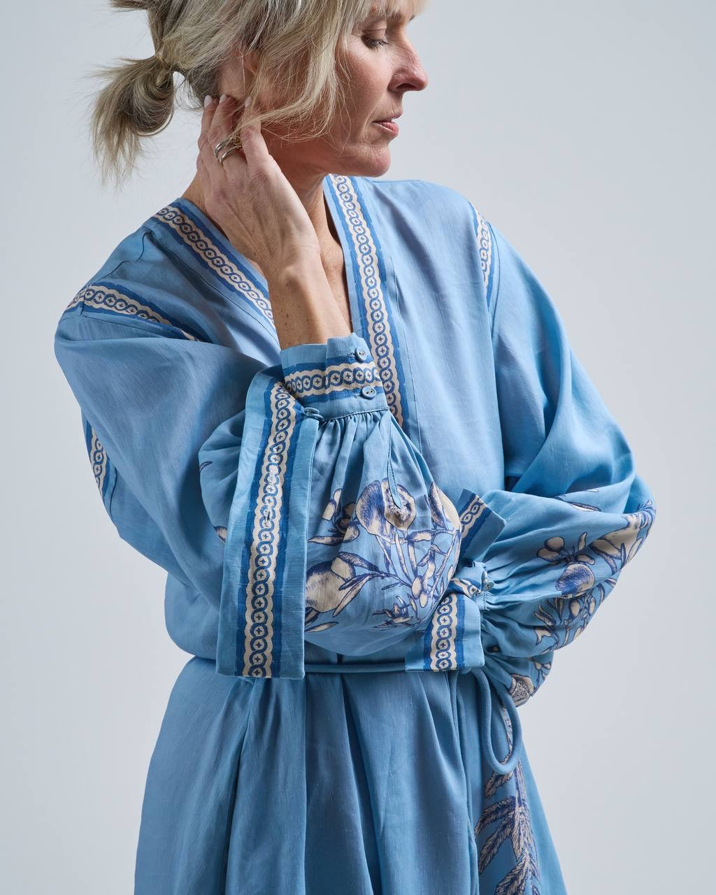 ALM Villa Romantica Holiday Linen-viscose Midi Dress