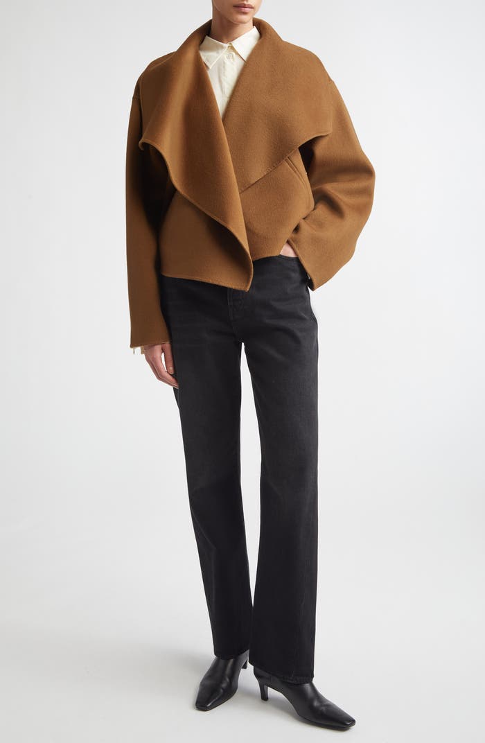 TOT Signature Double Wool Cropped Jacket Coat in Tobacco