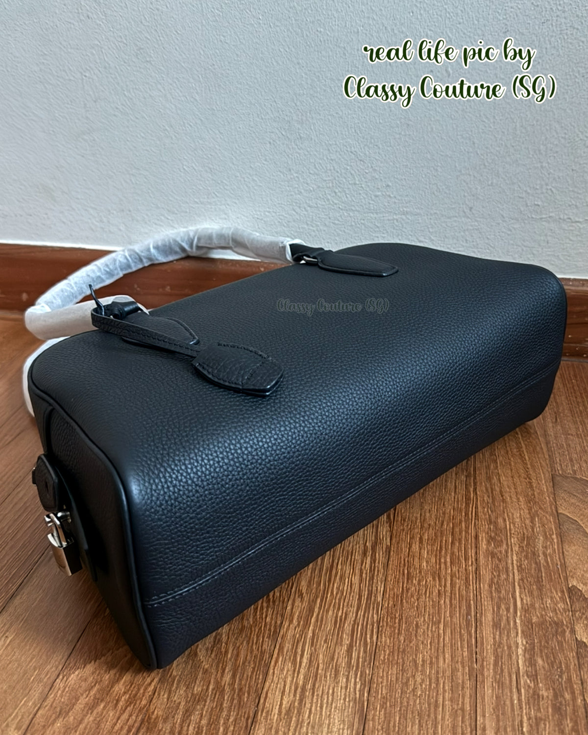 TR E/W India Grained Calfskin Leather Bowling Shoulder Bag in Black & Brown