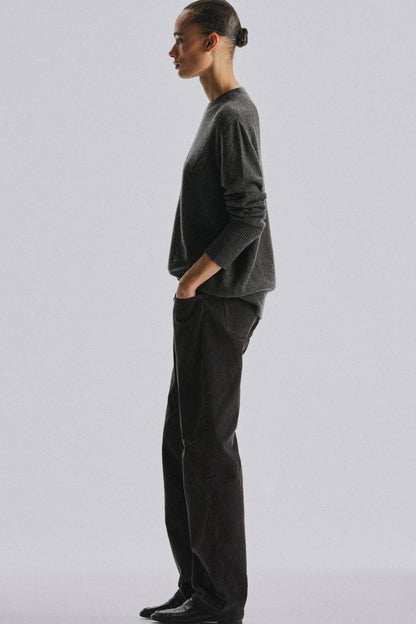 TR Odelle Cashmere Lightweight Crewneck Sweater
