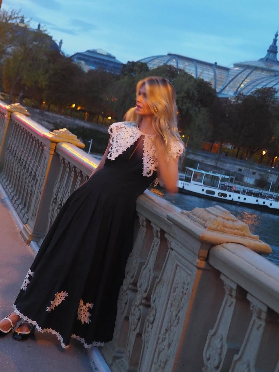 ALM Apollonia Lace Collar Viscose-Linen Midi Dress