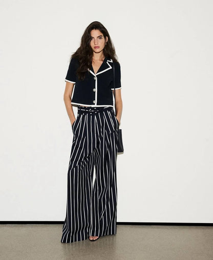 VB Stovall Contrast Detail Crop Knit Jacket Top
