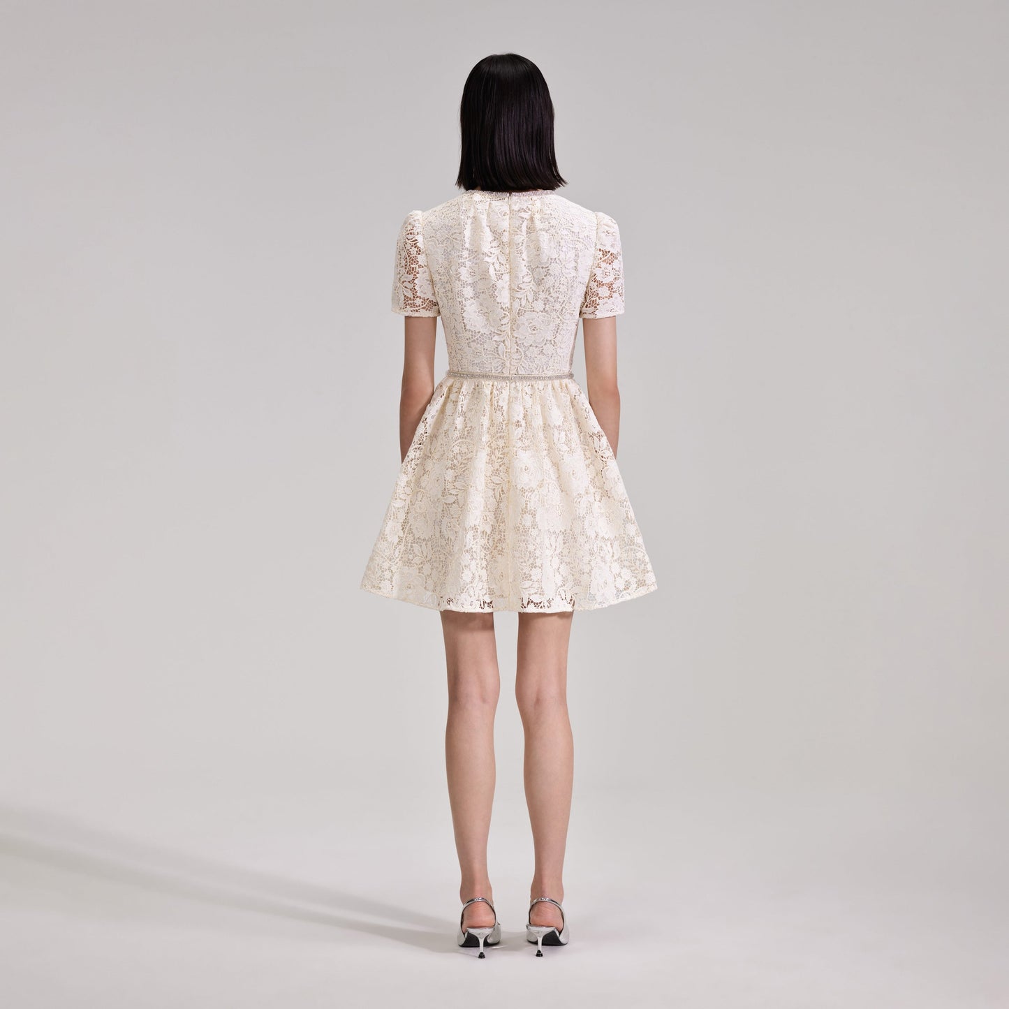 SP Cream Cord Lace Bow Mini | Midi Dress