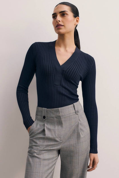 TF Orsett Viscose-blend Stretch Knit Long Sleeve Top in Navy blue