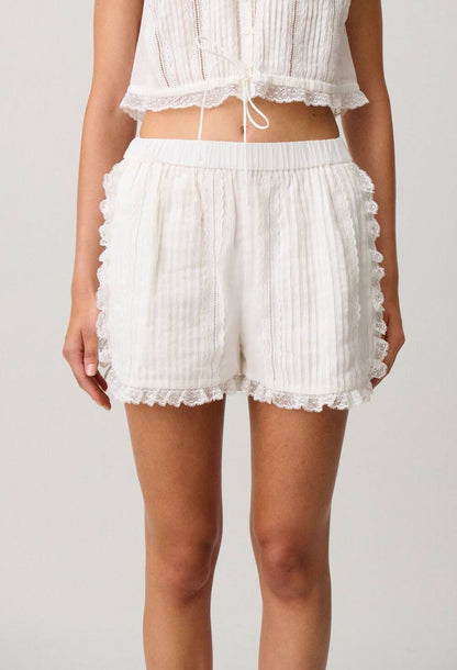 CP Cropped Lace Top | Short Frill Shorts | Ramie-Cotton Set