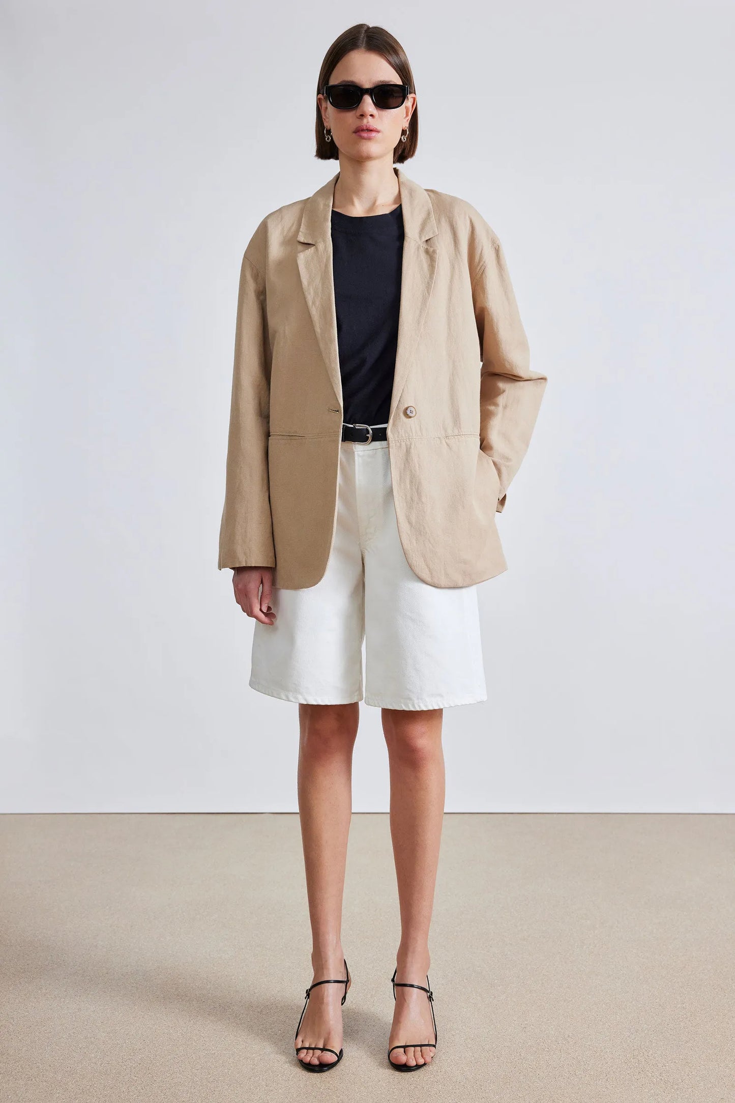 AA Oversized Linen-Cotton Blazer in Desert