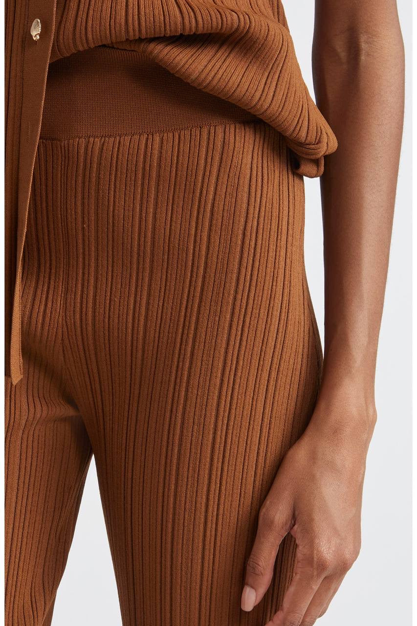 VB Dax Seashell Knit Vest | Massaro Pants | Viscose-blend Dark Whiskey Set