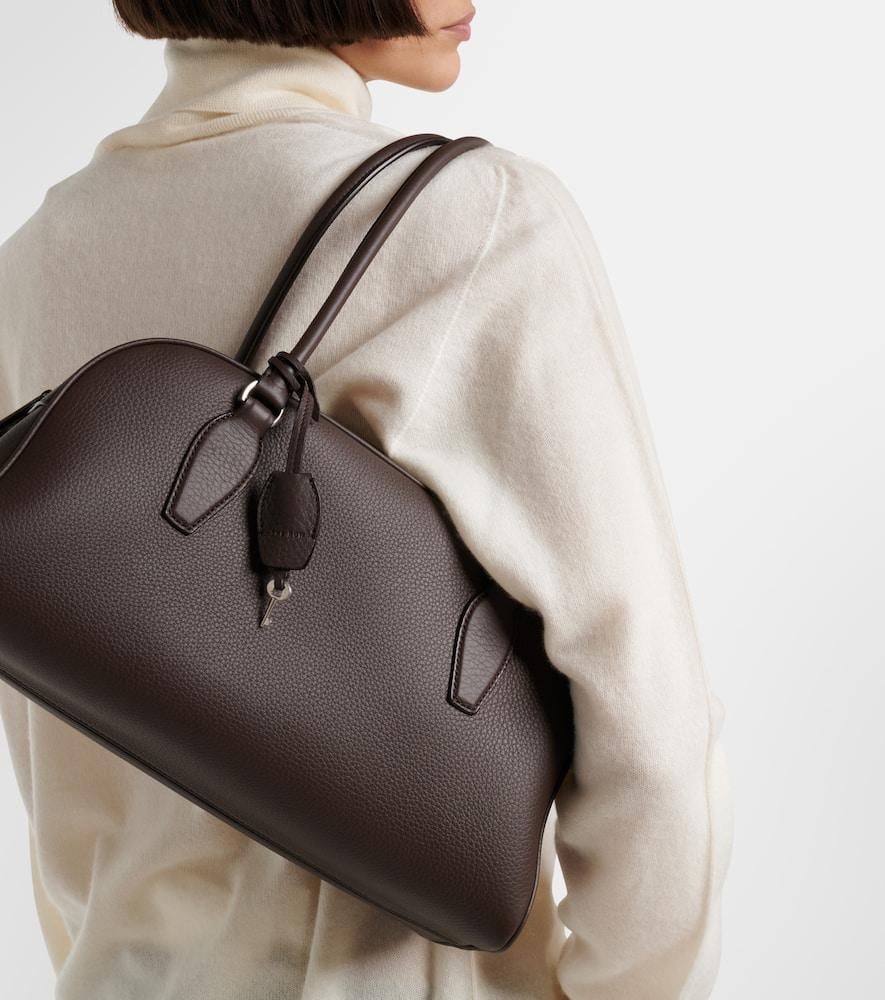 TR E/W India Grained Calfskin Leather Bowling Shoulder Bag