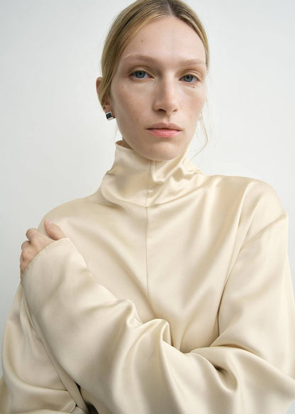 Tot Slouch Neck Viscose Blouse Long-sleeved Top