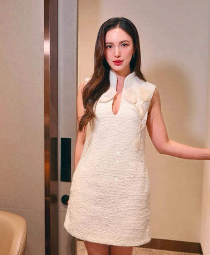 SP Cream Boucle Flower Motif Mini Dress