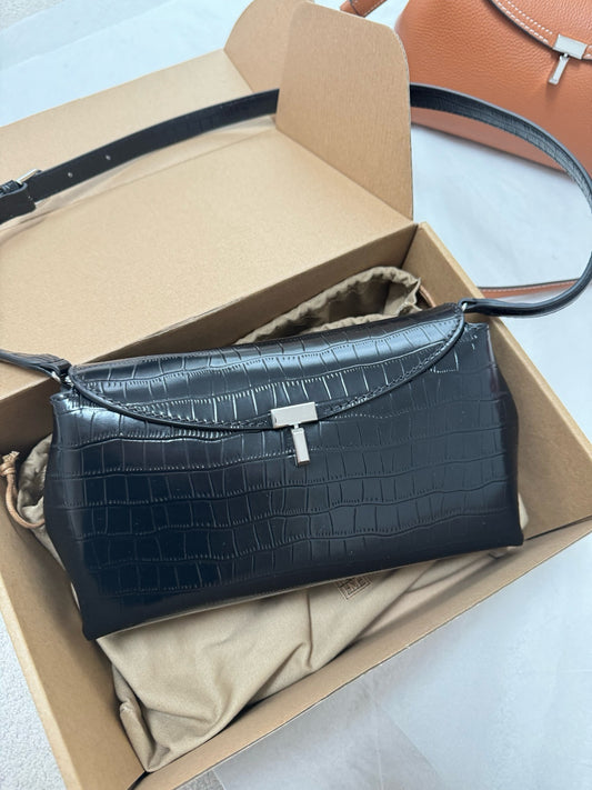 Tot T-Lock crocodile-effect leather clutch bag