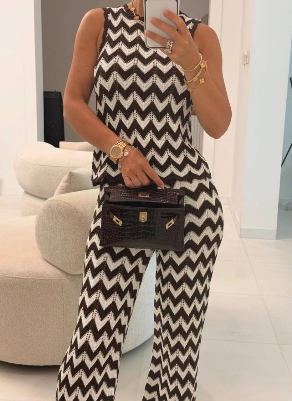 MJ Zigzag Crochet Sleeveless Top