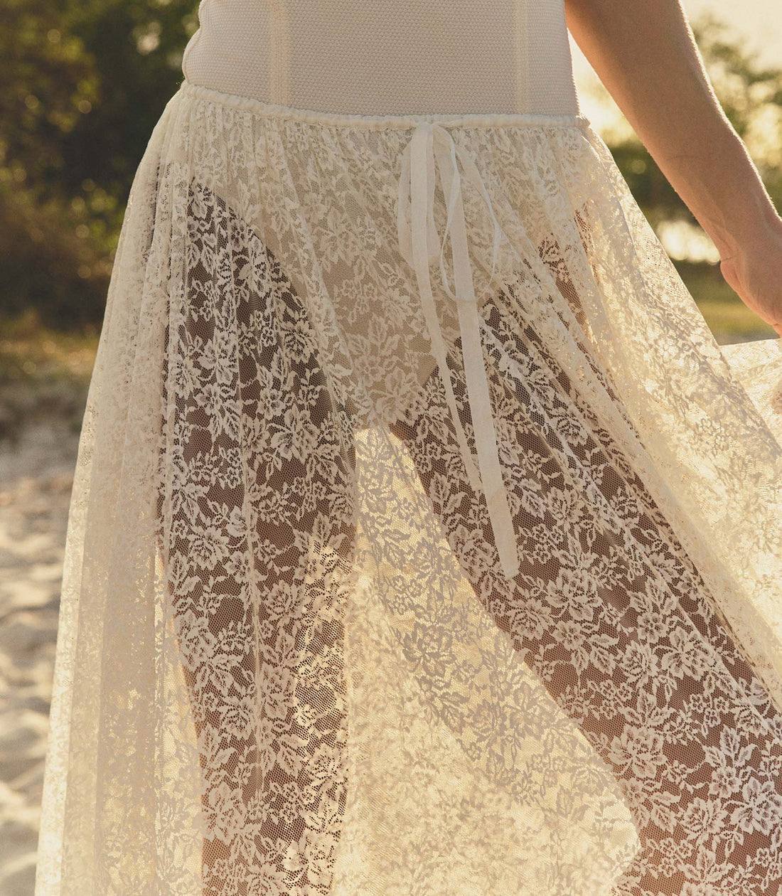 DN Vennette Top | Zinnia Skirt