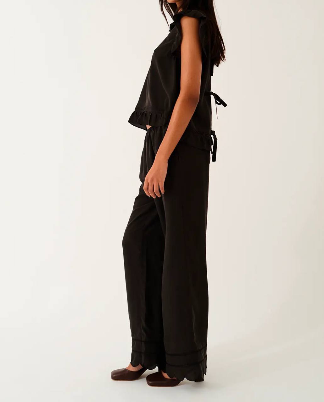 Darling Ruffle Flutter-sleeve Tie Back Top