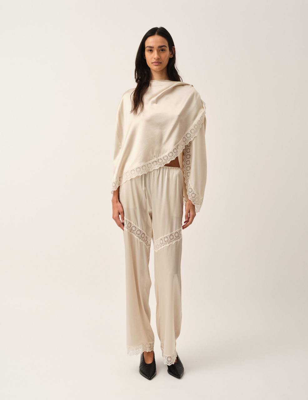 TG Cata Lace Trimmed Silk Wide Leg Pants